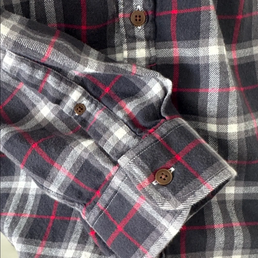 J.Crew Flannel Men’s XL Plaid Button Front Cotton Shirt‎ Gray Burgundy